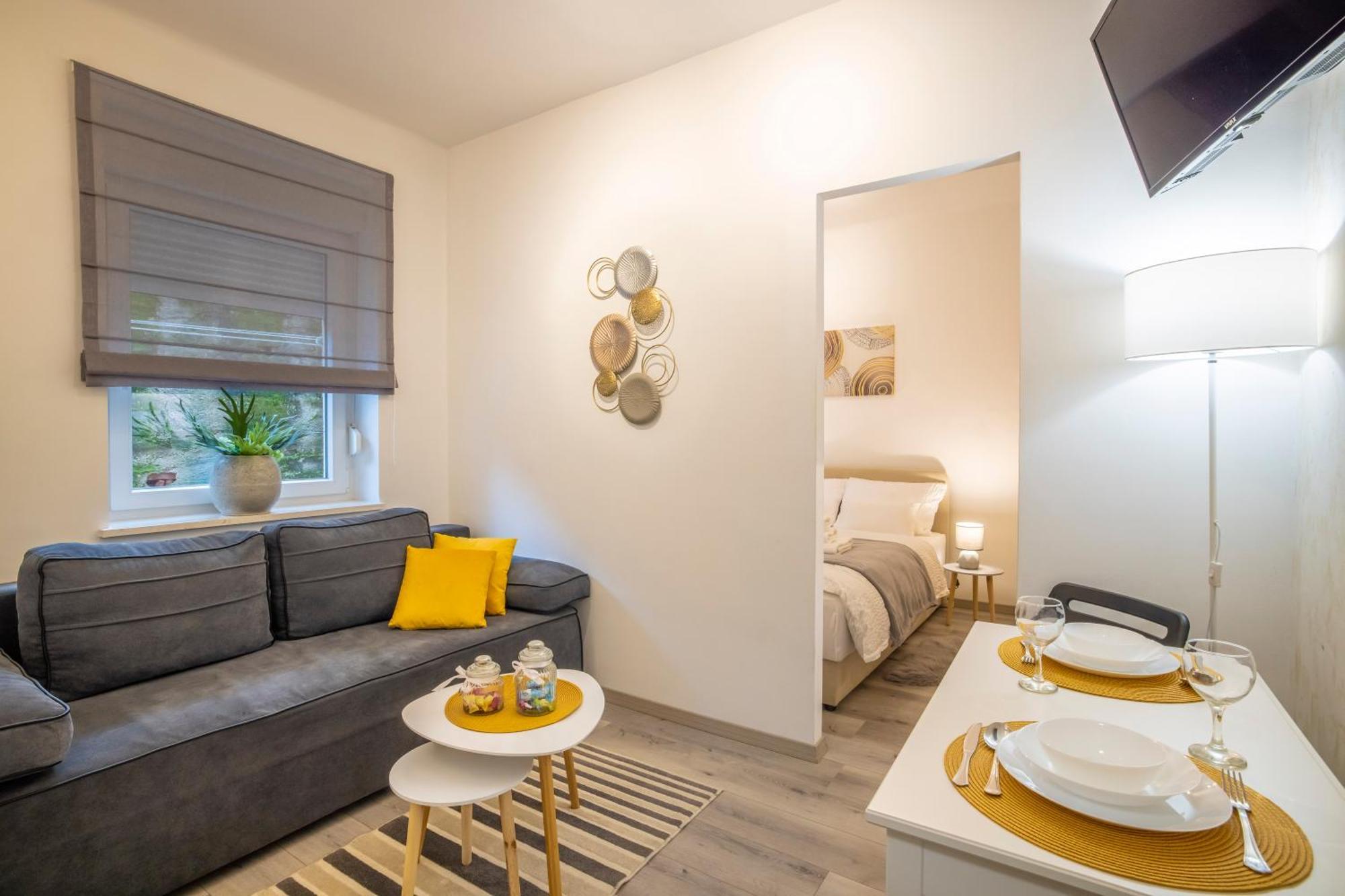 Studio Apartman Lena Fiume Esterno foto